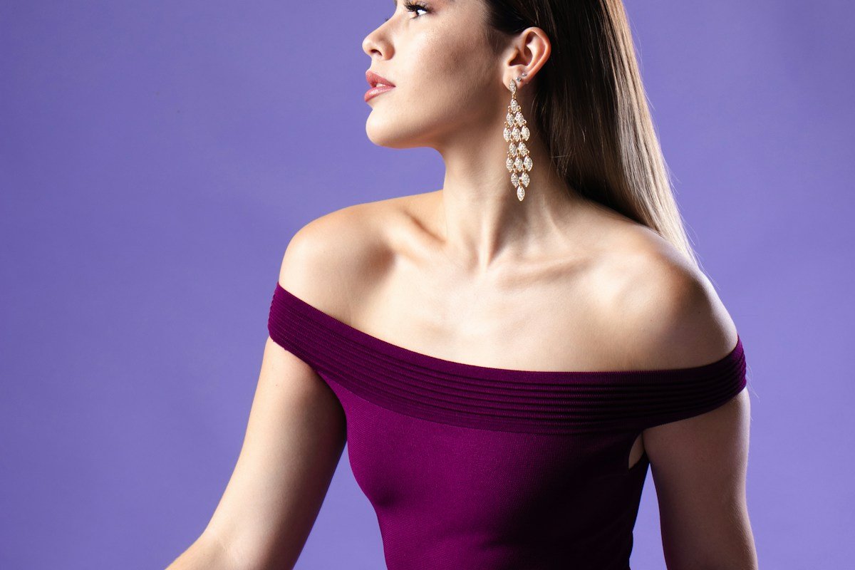 Pearl Accents Everywhere: 8 Modern Ways to Wear Pearls in 2026